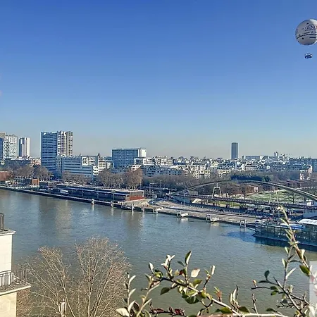 A Magnificent Place With Terrace And Eiffel Tower View * Parigi