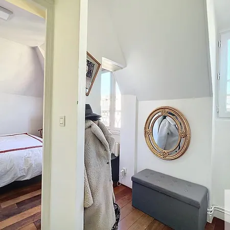 A Magnificent Place With Terrace And Eiffel Tower View Appartamento *